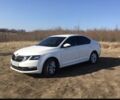 Білий Шкода Октавія, об'ємом двигуна 1.6 л та пробігом 140 тис. км за 15200 $, фото 1 на Automoto.ua