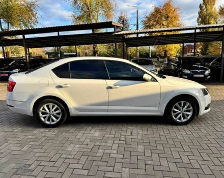 Білий Шкода Октавія, об'ємом двигуна 1.6 л та пробігом 209 тис. км за 13100 $, фото 10 на Automoto.ua