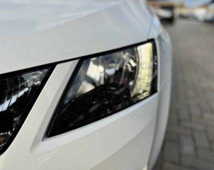 Білий Шкода Октавія, об'ємом двигуна 1.6 л та пробігом 209 тис. км за 13100 $, фото 2 на Automoto.ua