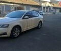 Белый Шкода Октавия, объемом двигателя 1.4 л и пробегом 214 тыс. км за 13500 $, фото 2 на Automoto.ua