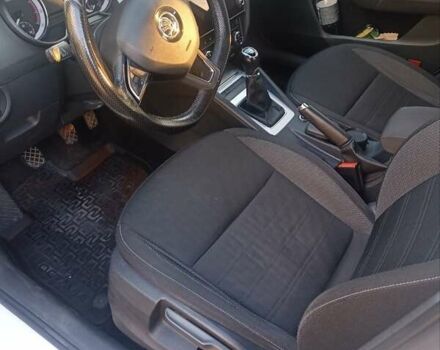 Белый Шкода Октавия, объемом двигателя 1.4 л и пробегом 142 тыс. км за 12500 $, фото 2 на Automoto.ua