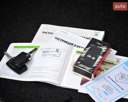 Белый Шкода Октавия, объемом двигателя 1.8 л и пробегом 130 тыс. км за 15555 $, фото 32 на Automoto.ua