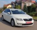 Белый Шкода Октавия, объемом двигателя 1.6 л и пробегом 233 тыс. км за 11500 $, фото 1 на Automoto.ua