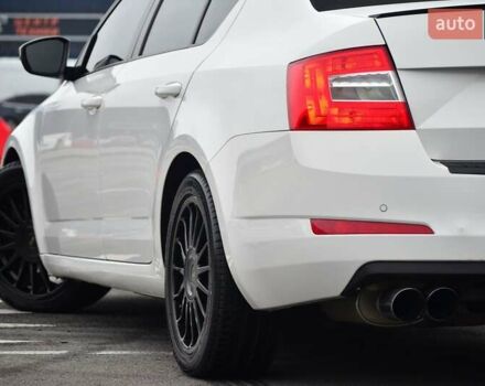 Белый Шкода Октавия, объемом двигателя 1.8 л и пробегом 130 тыс. км за 15555 $, фото 11 на Automoto.ua