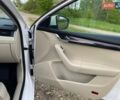 Білий Шкода Октавія, об'ємом двигуна 2 л та пробігом 270 тис. км за 14000 $, фото 34 на Automoto.ua