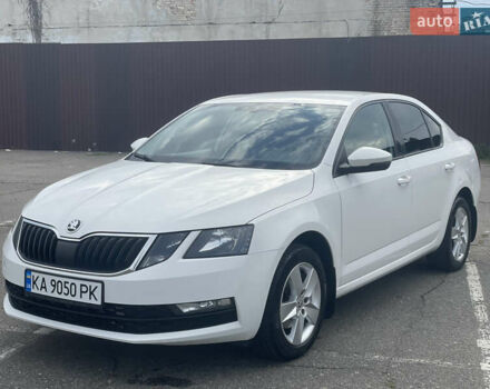 Білий Шкода Октавія, об'ємом двигуна 1.4 л та пробігом 229 тис. км за 12900 $, фото 2 на Automoto.ua