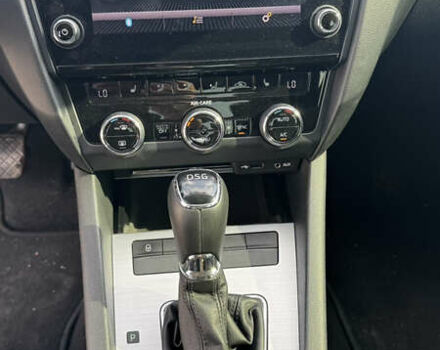 Белый Шкода Октавия, объемом двигателя 1.8 л и пробегом 150 тыс. км за 12900 $, фото 12 на Automoto.ua