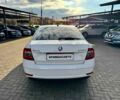 Білий Шкода Октавія, об'ємом двигуна 1.6 л та пробігом 209 тис. км за 13100 $, фото 7 на Automoto.ua