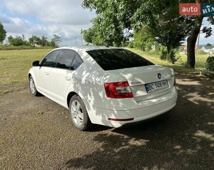 Белый Шкода Октавия, объемом двигателя 1.6 л и пробегом 176 тыс. км за 13500 $, фото 3 на Automoto.ua