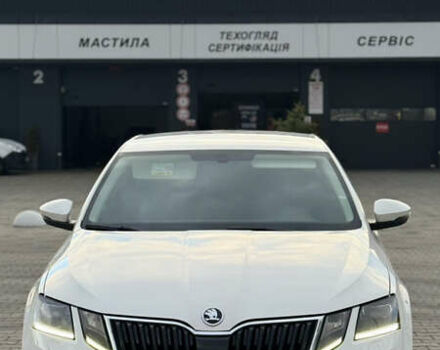 Білий Шкода Октавія, об'ємом двигуна 1.6 л та пробігом 260 тис. км за 13950 $, фото 1 на Automoto.ua