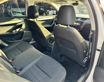 Білий Шкода Октавія, об'ємом двигуна 1.6 л та пробігом 209 тис. км за 13100 $, фото 16 на Automoto.ua