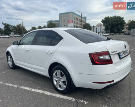 Білий Шкода Октавія, об'ємом двигуна 1.4 л та пробігом 229 тис. км за 12900 $, фото 4 на Automoto.ua