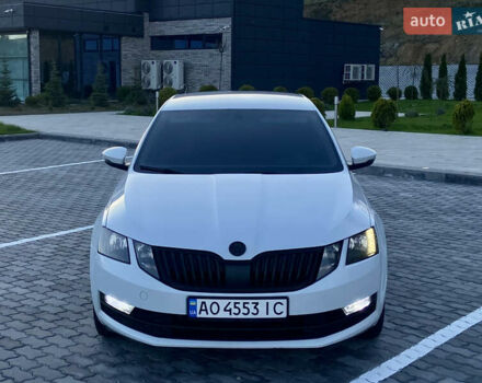 Белый Шкода Октавия, объемом двигателя 1.97 л и пробегом 238 тыс. км за 13750 $, фото 9 на Automoto.ua