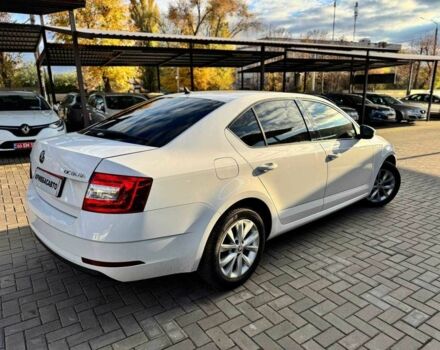 Білий Шкода Октавія, об'ємом двигуна 1.6 л та пробігом 209 тис. км за 13100 $, фото 9 на Automoto.ua