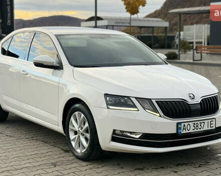 Білий Шкода Октавія, об'ємом двигуна 1.6 л та пробігом 260 тис. км за 13950 $, фото 2 на Automoto.ua