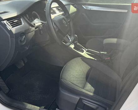 Белый Шкода Октавия, объемом двигателя 1.8 л и пробегом 150 тыс. км за 12900 $, фото 8 на Automoto.ua