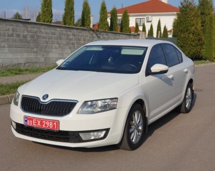 Белый Шкода Октавия, объемом двигателя 1.6 л и пробегом 232 тыс. км за 11800 $, фото 1 на Automoto.ua