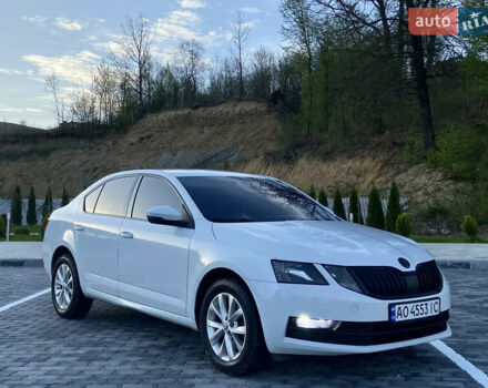Белый Шкода Октавия, объемом двигателя 1.97 л и пробегом 238 тыс. км за 13750 $, фото 13 на Automoto.ua