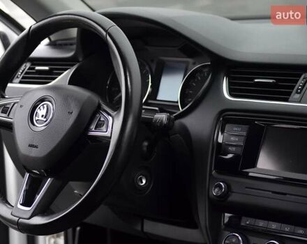 Белый Шкода Октавия, объемом двигателя 1.8 л и пробегом 130 тыс. км за 15555 $, фото 23 на Automoto.ua