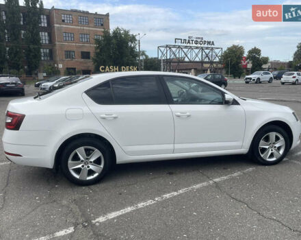 Білий Шкода Октавія, об'ємом двигуна 1.4 л та пробігом 229 тис. км за 12900 $, фото 7 на Automoto.ua