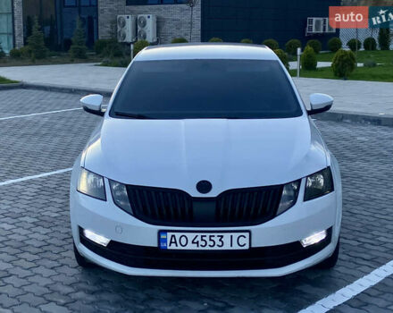 Белый Шкода Октавия, объемом двигателя 1.97 л и пробегом 238 тыс. км за 13750 $, фото 12 на Automoto.ua