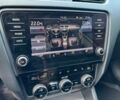 Белый Шкода Октавия, объемом двигателя 2 л и пробегом 208 тыс. км за 13999 $, фото 22 на Automoto.ua