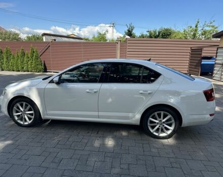 Белый Шкода Октавия, объемом двигателя 1.6 л и пробегом 239 тыс. км за 11600 $, фото 1 на Automoto.ua