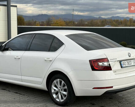 Білий Шкода Октавія, об'ємом двигуна 1.6 л та пробігом 260 тис. км за 13950 $, фото 17 на Automoto.ua