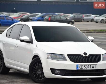 Белый Шкода Октавия, объемом двигателя 1.8 л и пробегом 130 тыс. км за 15555 $, фото 14 на Automoto.ua