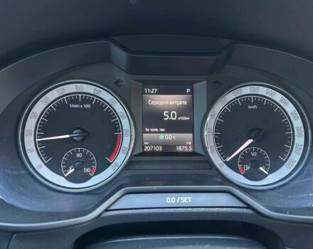 Белый Шкода Октавия, объемом двигателя 2 л и пробегом 212 тыс. км за 13500 $, фото 9 на Automoto.ua