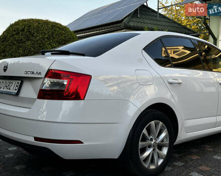 Білий Шкода Октавія, об'ємом двигуна 1.97 л та пробігом 103 тис. км за 19000 $, фото 4 на Automoto.ua
