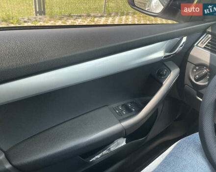 Білий Шкода Октавія, об'ємом двигуна 2 л та пробігом 245 тис. км за 16600 $, фото 25 на Automoto.ua