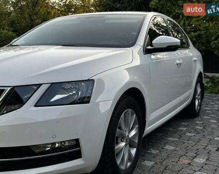 Білий Шкода Октавія, об'ємом двигуна 1.97 л та пробігом 103 тис. км за 19000 $, фото 8 на Automoto.ua