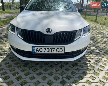 Білий Шкода Октавія, об'ємом двигуна 2 л та пробігом 245 тис. км за 16600 $, фото 11 на Automoto.ua