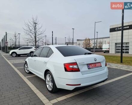 Белый Шкода Октавия, объемом двигателя 1.6 л и пробегом 227 тыс. км за 13300 $, фото 8 на Automoto.ua