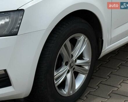 Белый Шкода Октавия, объемом двигателя 1.4 л и пробегом 140 тыс. км за 14500 $, фото 7 на Automoto.ua