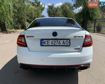 Белый Шкода Октавия, объемом двигателя 1.98 л и пробегом 152 тыс. км за 18500 $, фото 6 на Automoto.ua