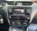 Білий Шкода Октавія, об'ємом двигуна 1.6 л та пробігом 300 тис. км за 10800 $, фото 1 на Automoto.ua