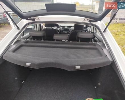 Білий Шкода Октавія, об'ємом двигуна 1.6 л та пробігом 261 тис. км за 10999 $, фото 7 на Automoto.ua