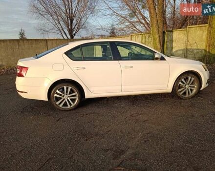 Белый Шкода Октавия, объемом двигателя 1.6 л и пробегом 366 тыс. км за 12300 $, фото 4 на Automoto.ua