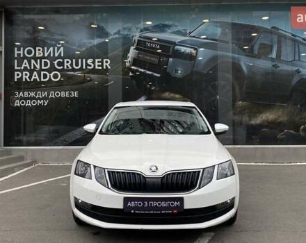 Шкода Октавия 2018 в Одессе на Automoto.ua Белый Шкода Октавия, объемом двигателя 1.6 л и пробегом 12 тыс. км за 15922 $, фото 4 на Automoto.ua