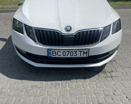 Білий Шкода Октавія, об'ємом двигуна 1.6 л та пробігом 229 тис. км за 13500 $, фото 2 на Automoto.ua