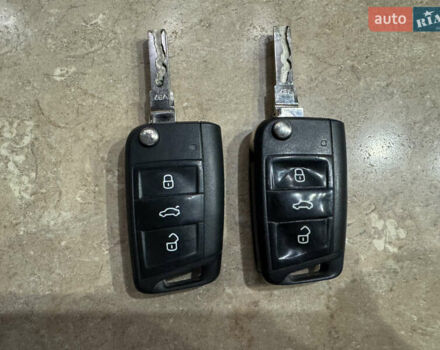 Білий Шкода Октавія, об'ємом двигуна 2 л та пробігом 302 тис. км за 15700 $, фото 27 на Automoto.ua