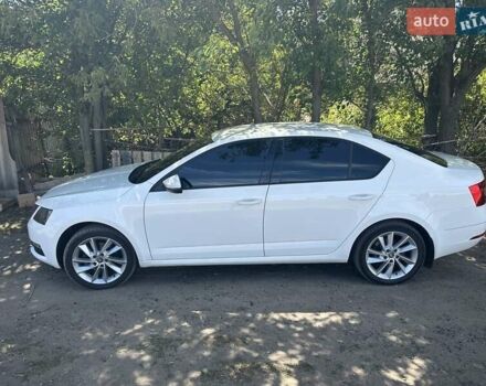 Білий Шкода Октавія, об'ємом двигуна 1.4 л та пробігом 160 тис. км за 13000 $, фото 8 на Automoto.ua