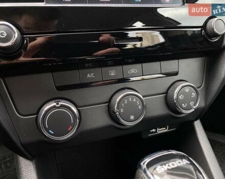Шкода Октавия 2018 в Одессе на Automoto.ua Белый Шкода Октавия, объемом двигателя 1.6 л и пробегом 12 тыс. км за 15922 $, фото 16 на Automoto.ua