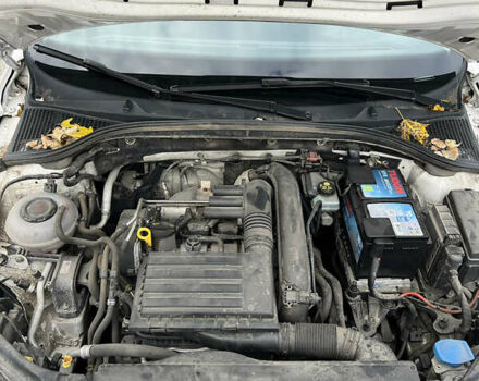 Білий Шкода Октавія, об'ємом двигуна 1.4 л та пробігом 311 тис. км за 9600 $, фото 25 на Automoto.ua