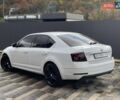 Білий Шкода Октавія, об'ємом двигуна 1.6 л та пробігом 300 тис. км за 10800 $, фото 9 на Automoto.ua
