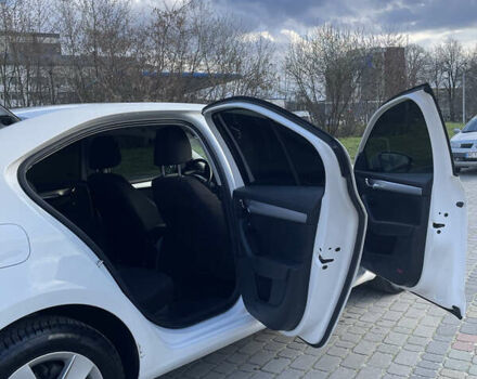 Шкода Октавия 2018 в Львове на Automoto.ua Белый Шкода Октавия, объемом двигателя 1.6 л и пробегом 335 тыс. км за 12200 $, фото 14 на Automoto.ua