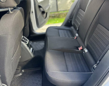 Белый Шкода Октавия, объемом двигателя 2 л и пробегом 301 тыс. км за 14700 $, фото 32 на Automoto.ua