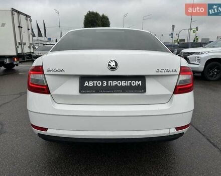 Белый Шкода Октавия, объемом двигателя 1.4 л и пробегом 242 тыс. км за 11300 $, фото 6 на Automoto.ua